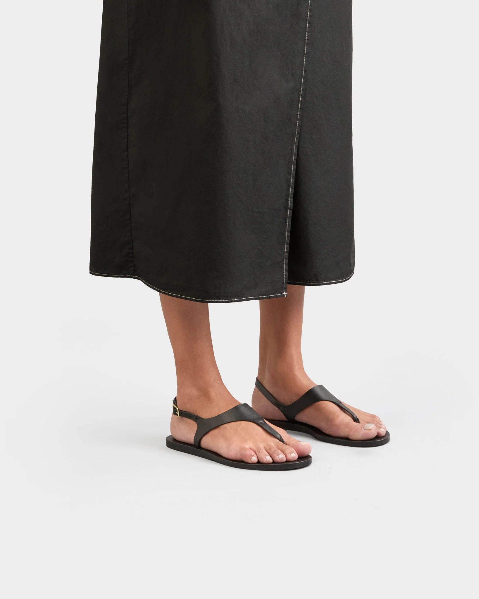 Leather Thongs Sandals With Shell Anklet - X33Y0 - Canyon - Black - Image 6